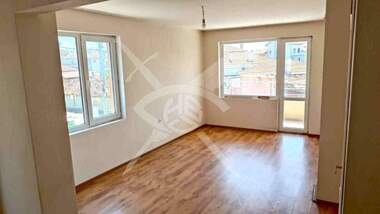 Vânzare - Apartament în Aîtos,  Burgas