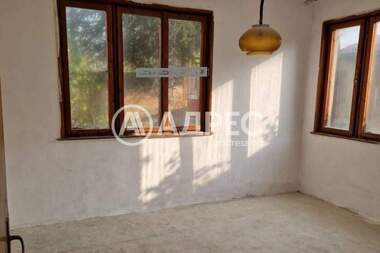 For sale - House in Samuilovo,  Sliven