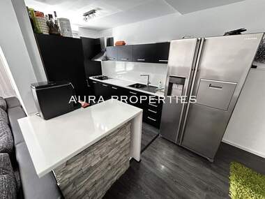 For sale - Apartment in Osvobojdenie,  Razgrad