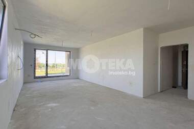 For sale - Apartment in Zelenika,  Varna