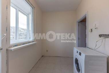 Продажа - Квартира в Младост 1,  Варна