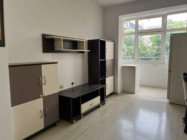 For sale - Apartment in Vazrajdane,  Burgas