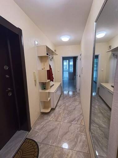 Închiriere - Apartament în Lazur,  Burgas