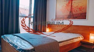 Închiriere - Apartament în Briz,  Varna