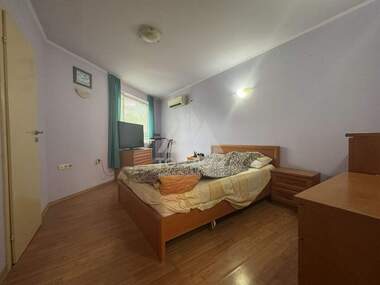 Miete - Wohnung in Awtogara,  Warna