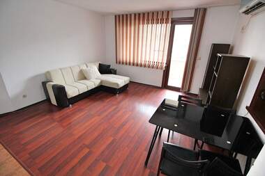 Închiriere - Apartament în Țentăr,  Burgas