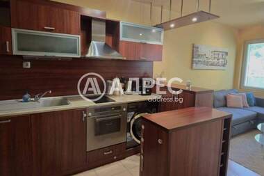 Kira - Apartman olarak Liatno kino Trakia,  Varna