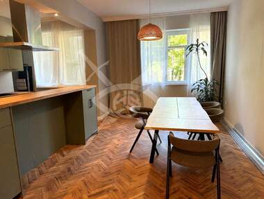Kira - Apartman olarak Oborishte,  Sofia