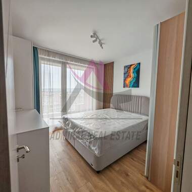 Miete - Wohnung in Pobeda,  Warna