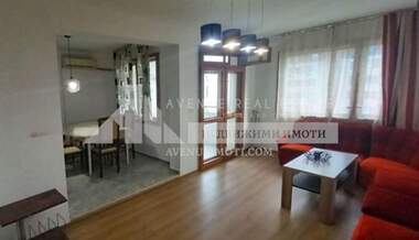 Vânzare - Apartament în Iujen,  Plovdiv