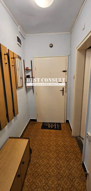 Închiriere - Apartament în Zdraveț,  Ruse