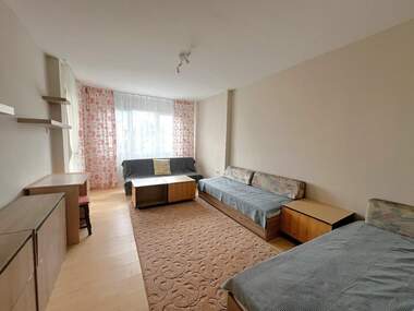 Închiriere - Apartament în Suhata reka,  Sofia