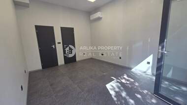 For rent - Office/Store/Storage/Beauty saloon/Venue/Dental office in Svilengrad,  Haskovo