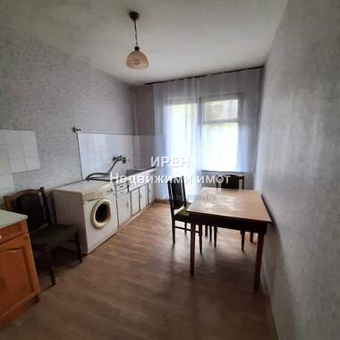 Verkauf - Wohnung in Zentar,  Iambol