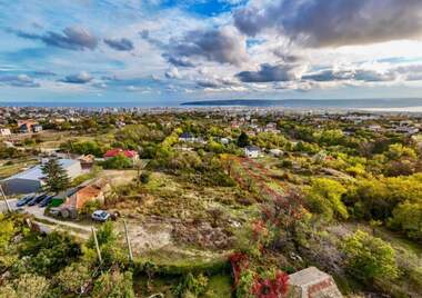 Продажба - Парцел за строителство в Изгрев,  Варна