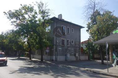 For sale - Floor of a house in Kiuchuk Parizh,  Plovdiv