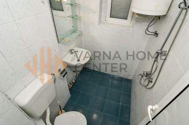 Vânzare - Apartament în Center,  Varna