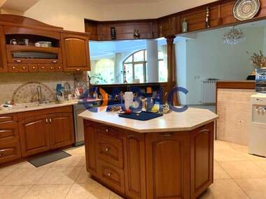 For sale - House in Priseltsi,  Burgas