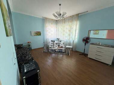 Продажа - Этаж дома в Училищни,  Хасково