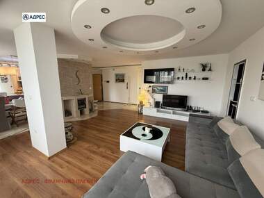 Miete - Wohnung in Wider Center,  Pleven