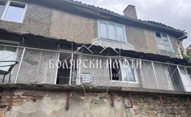 Продажа - Этаж дома в Варуша,  Велико Търново