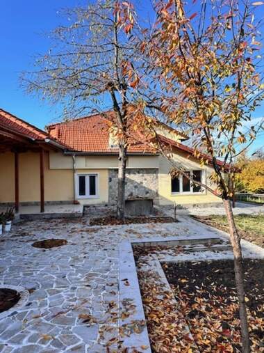 For sale - House in Novo Selo,  Veliko Tyrnovo