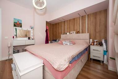 Vânzare - Apartament în Iujen,  Plovdiv