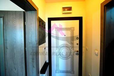 Kira - Apartman olarak Mladost 1,  Varna