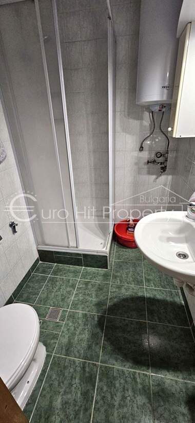 For rent - Apartment in Vazrajdane,  Burgas