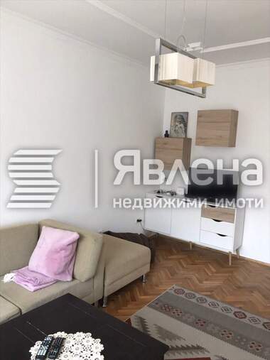Miete - Wohnung in Zentar,  Burgas