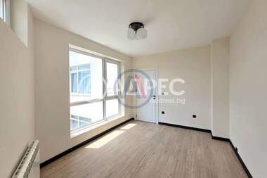 Vânzare - Apartament în Mladost-2,  Sofia