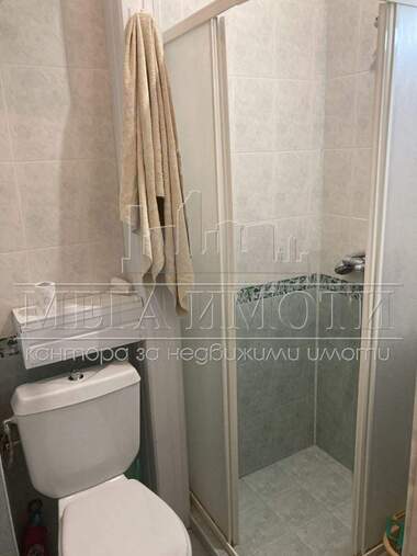 Vânzare - Apartament în Republika,  Sliven