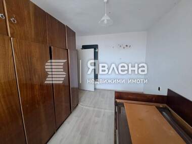 Продажба - Апартамент в Център,  Ямбол