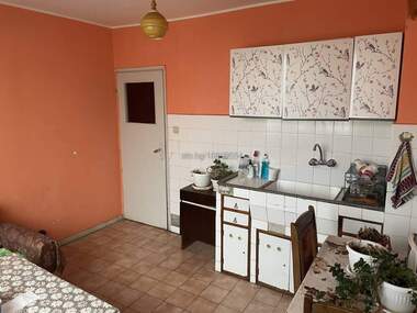 Vânzare - Apartament în Hale,  Iambol