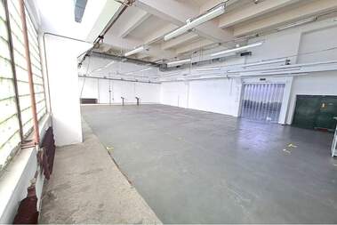 For sale - Building in Rodina 1,  Ruse