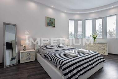 For rent - Apartment in Center,  Varna