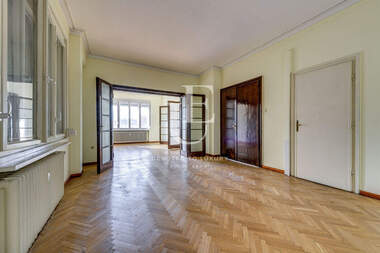 Verkauf - Wohnung in Center,  Sovia