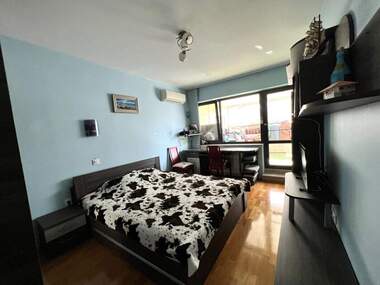 Vânzare - Apartament în Lazur,  Burgas