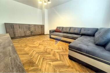 Kira - Apartman olarak Liatno kino Trakia,  Varna