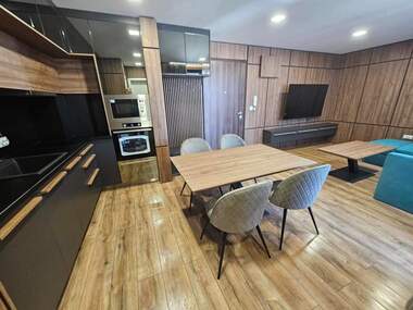 Miete - Wohnung in Mladejki halm,  Plowdiw