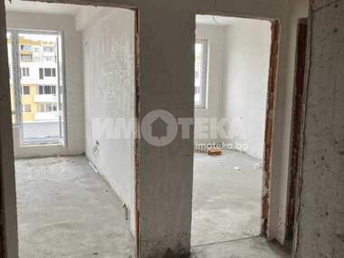 Verkauf - Wohnung in Üjen,  Plowdiw