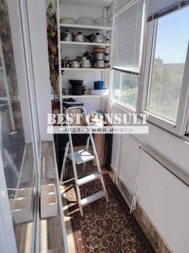 Închiriere - Apartament în Zdraveț,  Ruse