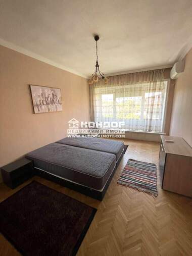 Продажба - Апартамент в Център,  Пловдив
