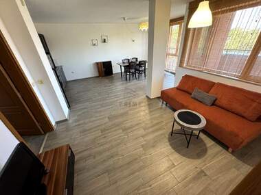 Închiriere - Apartament în Lazur,  Burgas