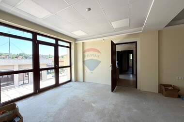 For sale - Store in Prisovo,  Veliko Tyrnovo