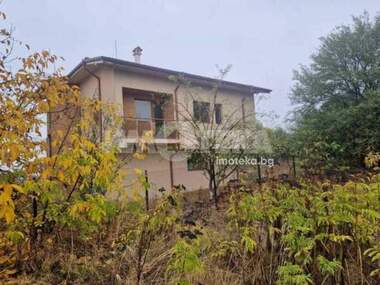 For sale - House in Voluiak,  Sofia