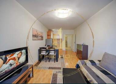 Miete - Wohnung in Sportna zala,  Warna