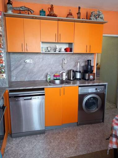 Vânzare - Apartament în Levski,  Varna
