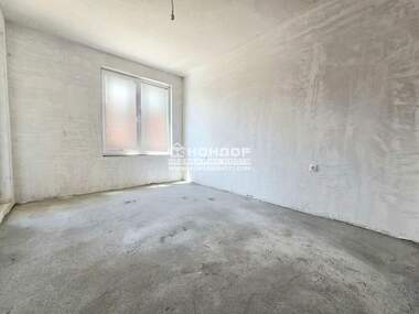 Vânzare - Apartament în Kărșiaka,  Plovdiv
