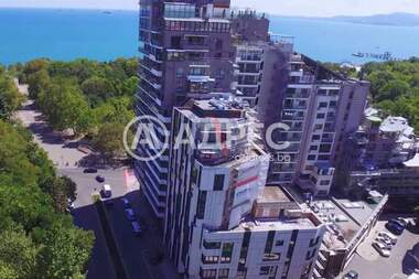 For sale - Office in Lazur,  Burgas